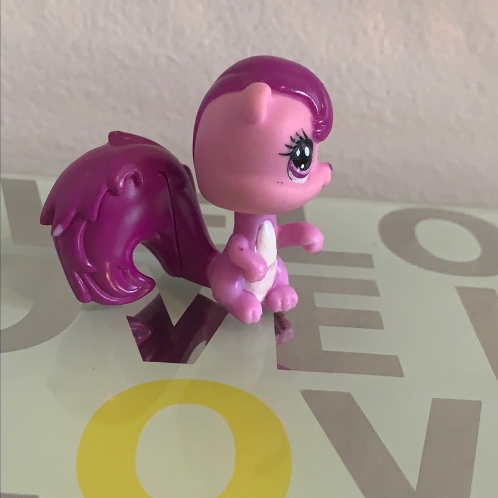 LPS squirrel 🥴 - Picture 5 of 5